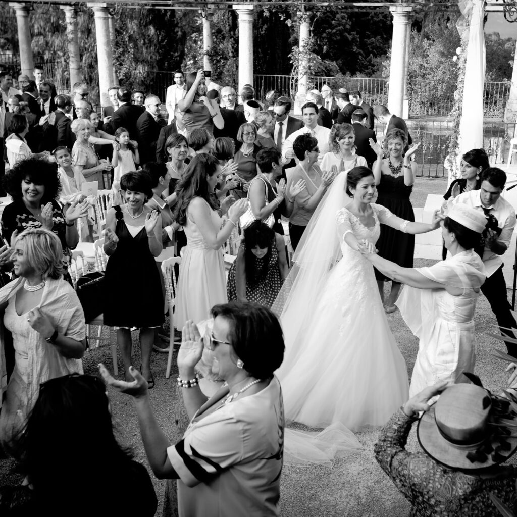 491468494 18503209546023810 9184488316780721235 n - LAWRENCE BANAHAN Wedding Photo côte d'Azur 491468494 18503209546023810 9184488316780721235 n - LAWRENCE BANAHAN Wedding Photo côte d'Azur